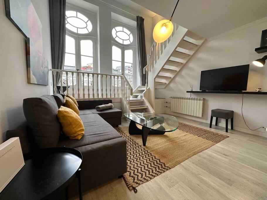 En Un Edificio Senorial: Duplex Totalmente Nuevo. Apartment Vigo Ngoại thất bức ảnh
